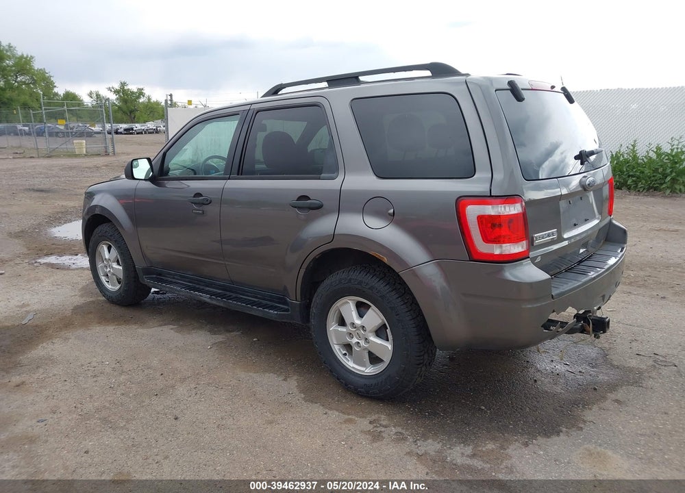 2010 FORD ESCAPE XLT VIN: 1FMCU9D72AKC52413