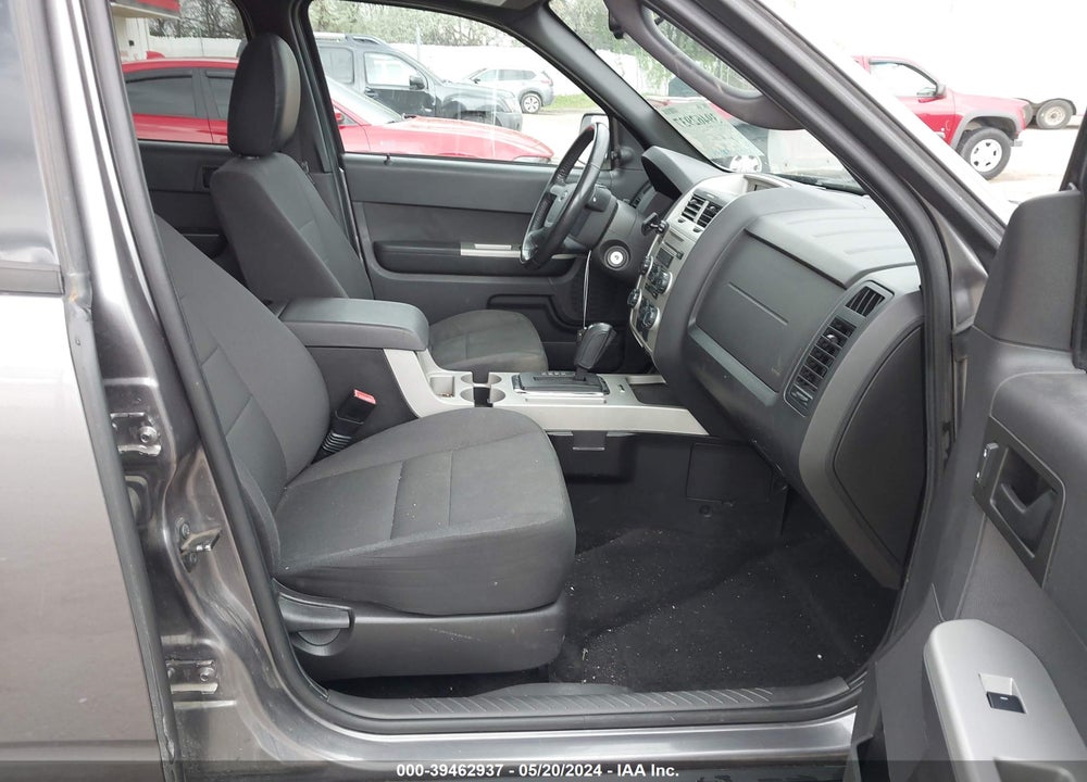 2010 FORD ESCAPE XLT VIN: 1FMCU9D72AKC52413