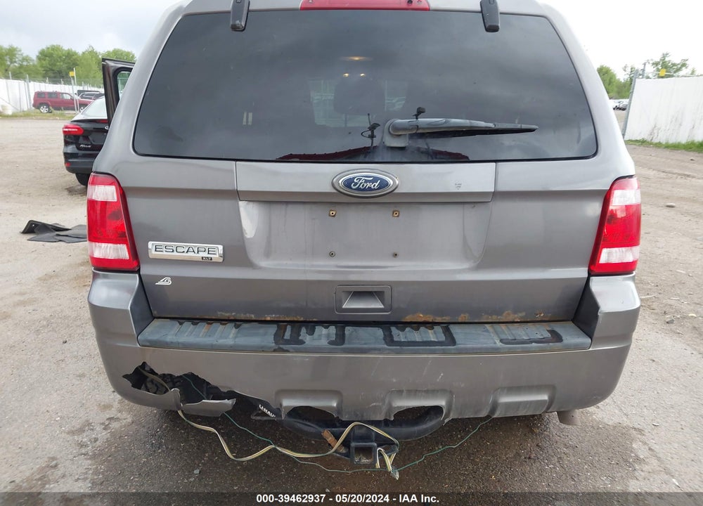 2010 FORD ESCAPE XLT VIN: 1FMCU9D72AKC52413