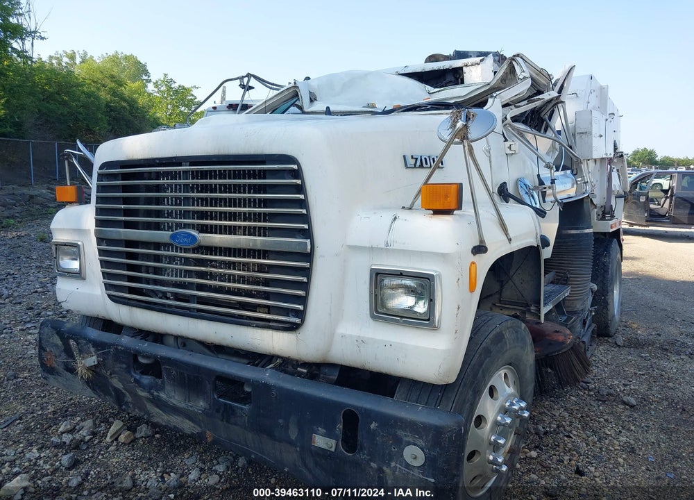 1995 FORD LN7000 SWEEPER VIN: 1FDXR72C0SVA82494