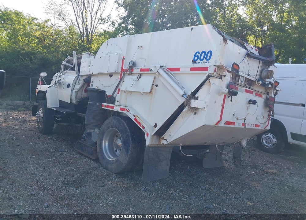 1995 FORD LN7000 SWEEPER VIN: 1FDXR72C0SVA82494