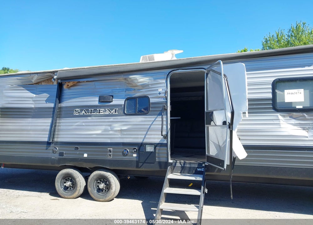 2019 FORR RIVER SAL VIN: 4X4TSMJ22K8065235