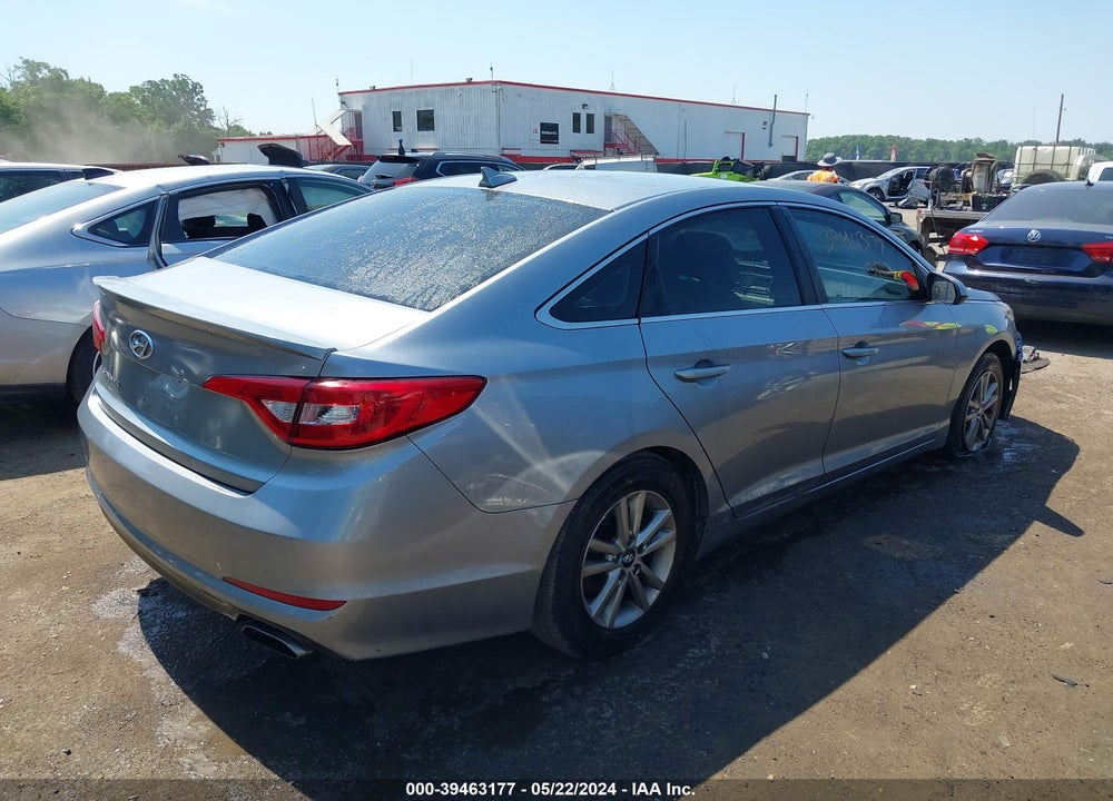 2016 HYUNDAI SONATA VIN: 5NPE24AF1GH407896