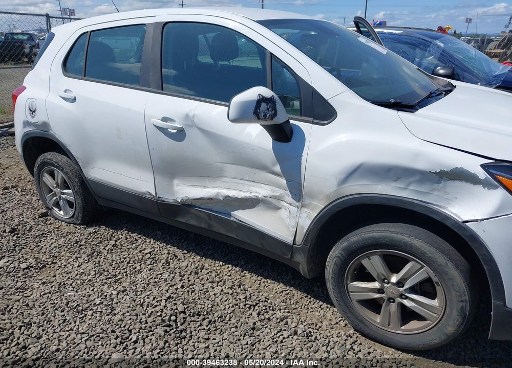 2017 CHEVROLET TRAX LS VIN: KL7CJNSB9HB131138
