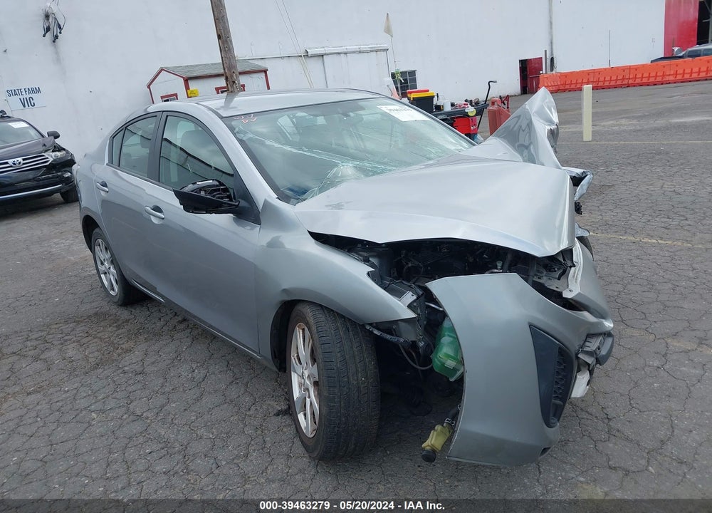 2011 MAZDA 3 I TOURING VIN: JM1BL1VG1B1485175