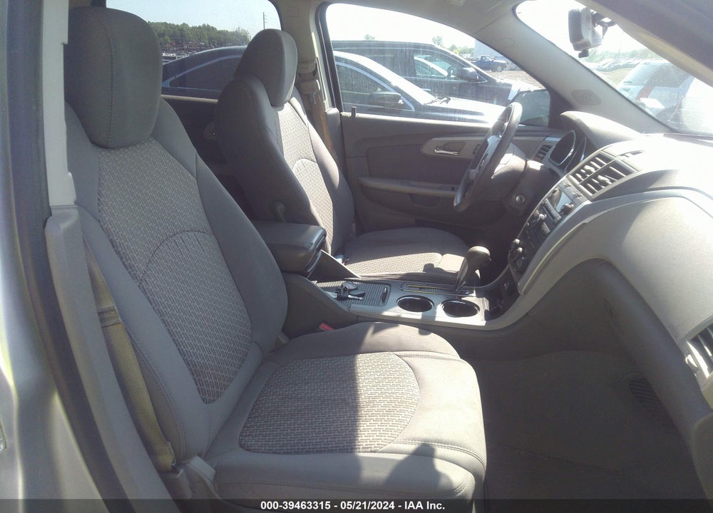 2012 CHEVROLET TRAVERSE LS VIN: 1GNKREED2CJ385655