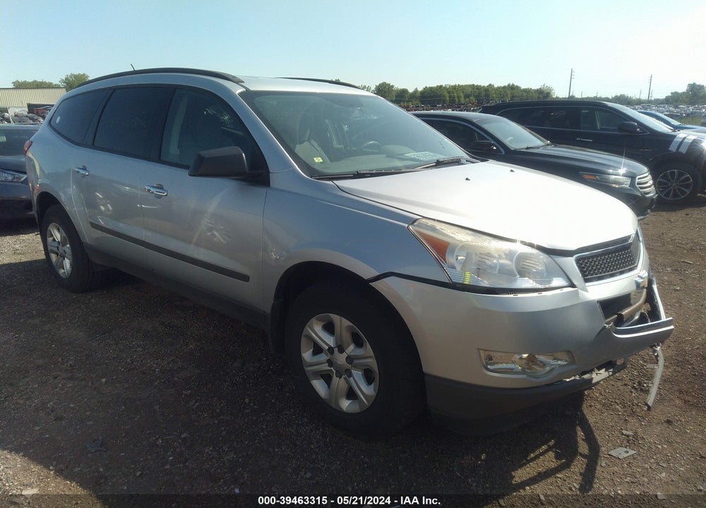 2012 CHEVROLET TRAVERSE LS VIN: 1GNKREED2CJ385655