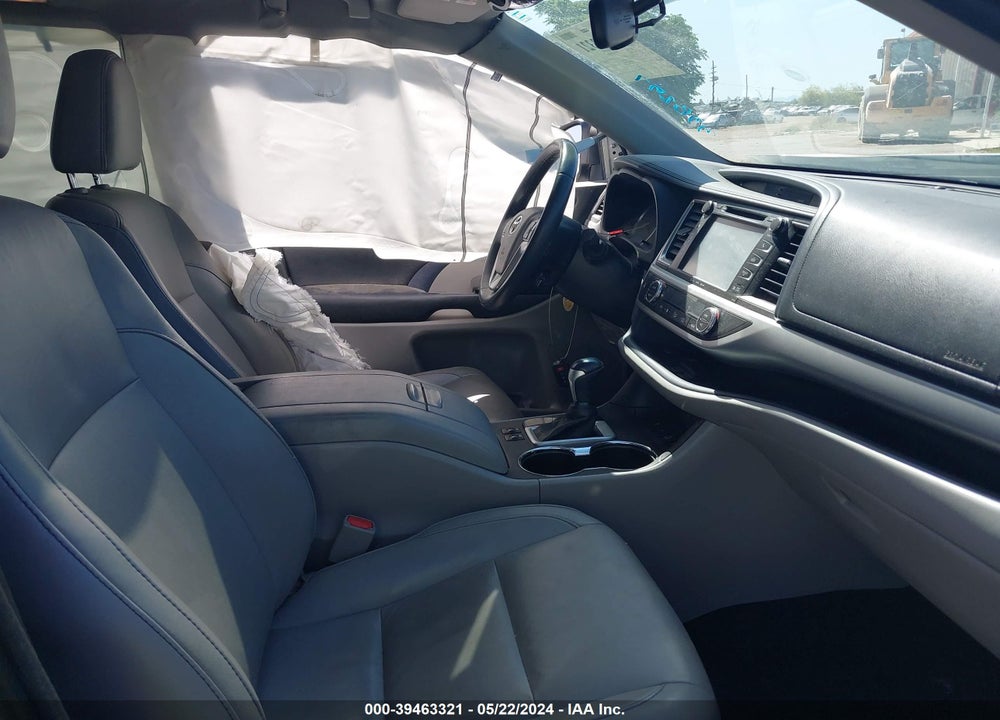 2016 TOYOTA HIGHLANDER XLE V6 VIN: 5TDJKRFH5GS338257