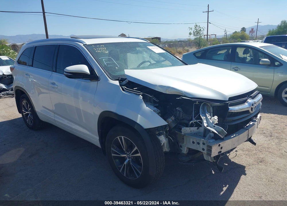 2016 TOYOTA HIGHLANDER XLE V6 VIN: 5TDJKRFH5GS338257