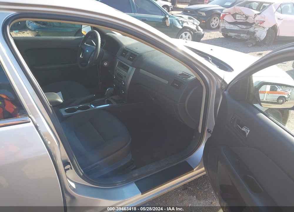 2010 FORD FUSION SE VIN: 3FAHP0HA5AR250367