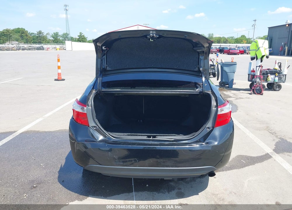 2016 TOYOTA COROLLA LE VIN: 2T1BURHE9GC721421