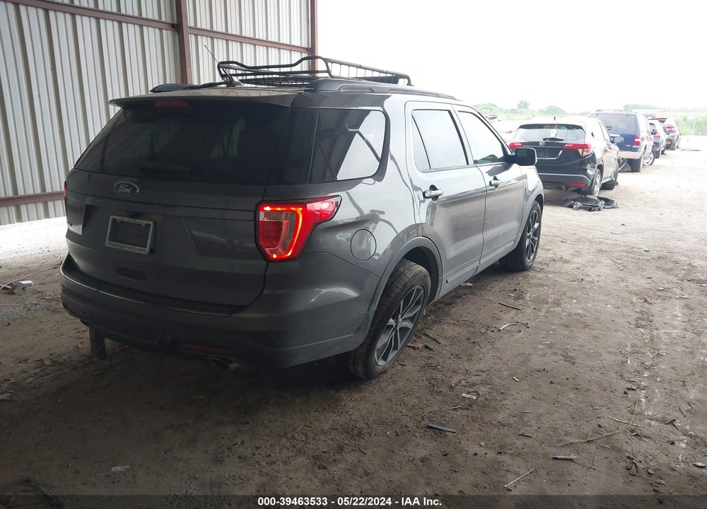 2018 FORD EXPLORER XLT VIN: 1FM5K7D84JGC68921