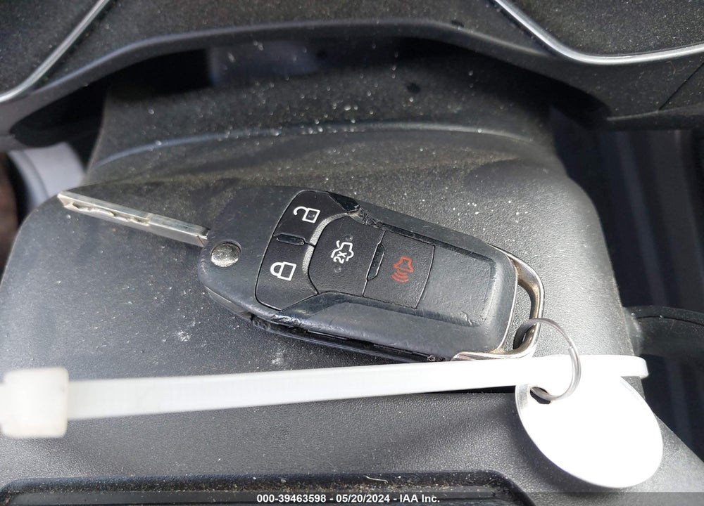 2014 FORD FUSION SE VIN: 3FA6P0HD0ER275684