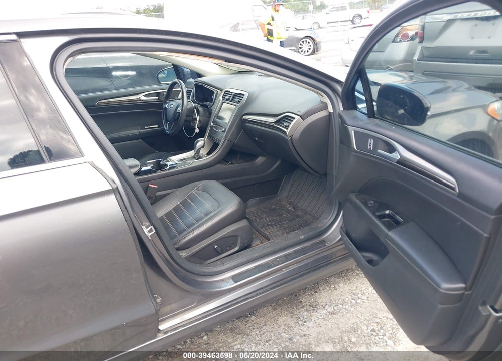 2014 FORD FUSION SE VIN: 3FA6P0HD0ER275684