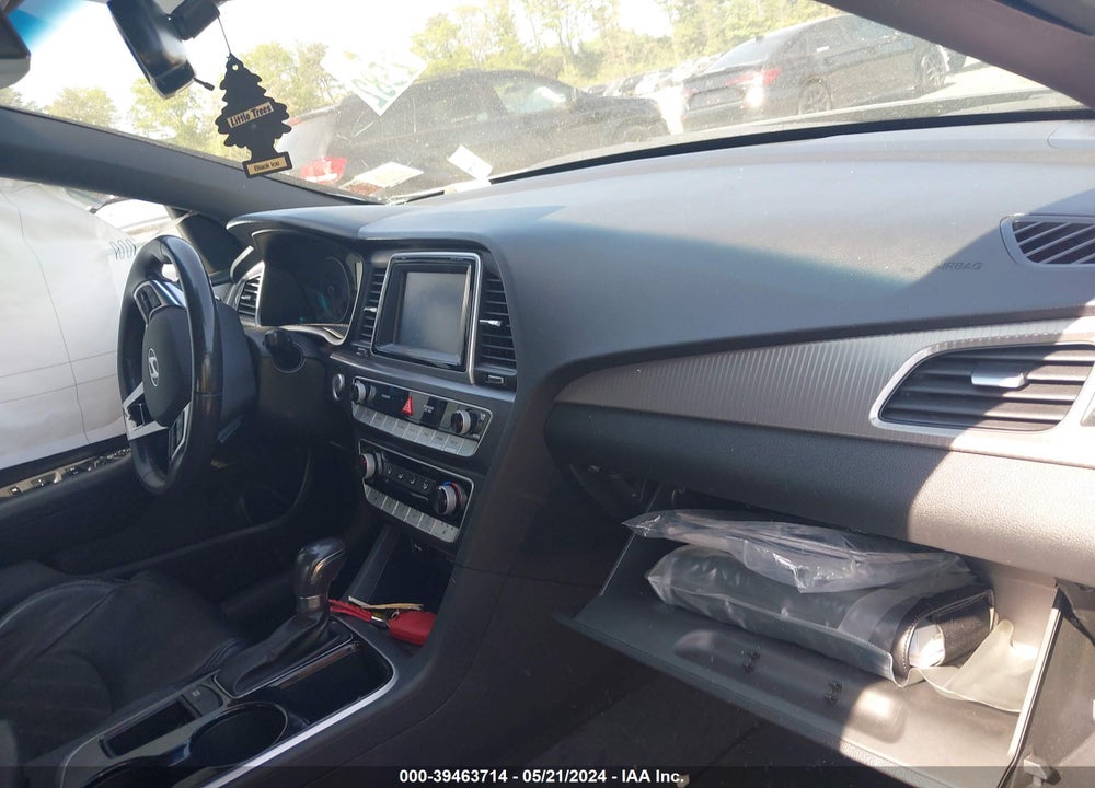 2018 HYUNDAI SONATA VIN: 5NPE34AB5JH627429