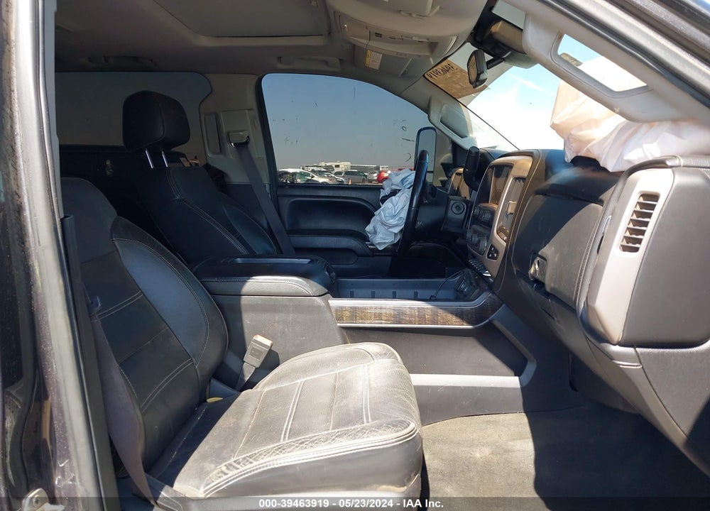 2015 GMC SIERRA 3500HD DENALI VIN: 1GT424E82FF173154