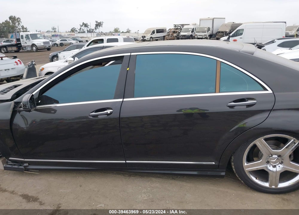 2007 MERCEDES-BENZ S 550 VIN: WDDNG71X57A068889