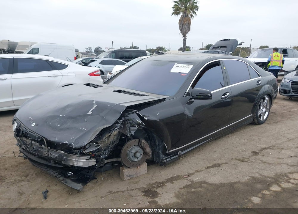 2007 MERCEDES-BENZ S 550 VIN: WDDNG71X57A068889