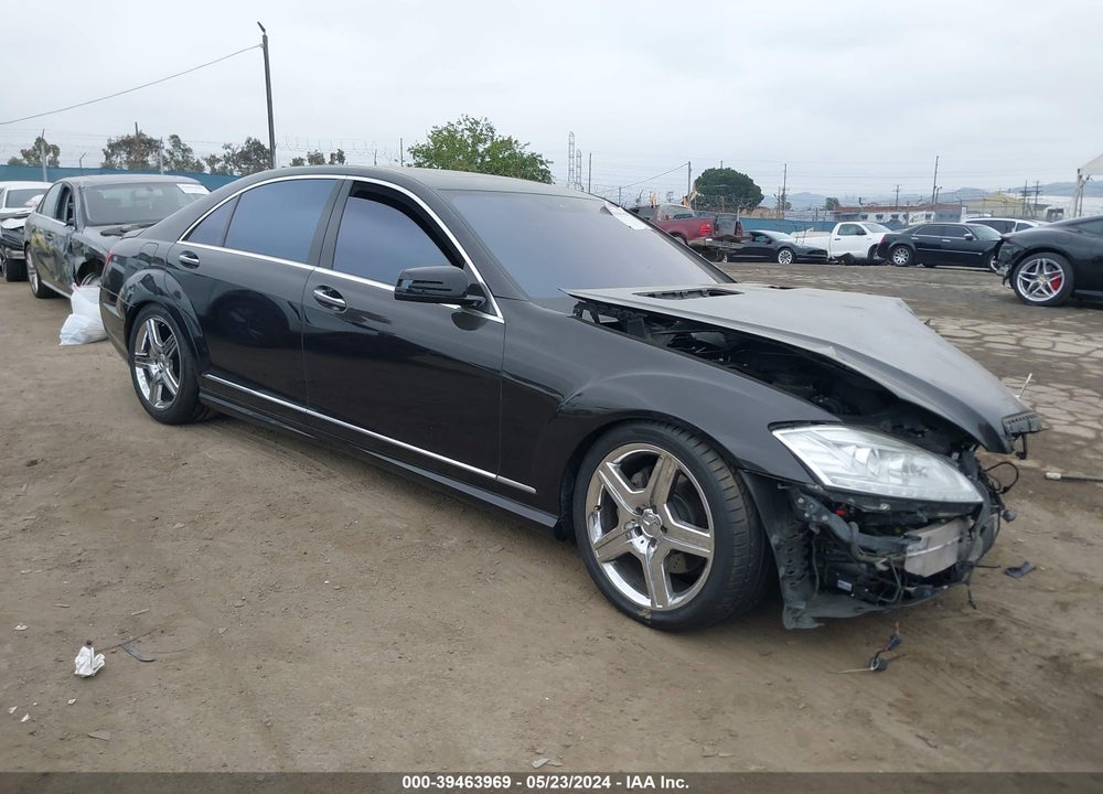 2007 MERCEDES-BENZ S 550 VIN: WDDNG71X57A068889