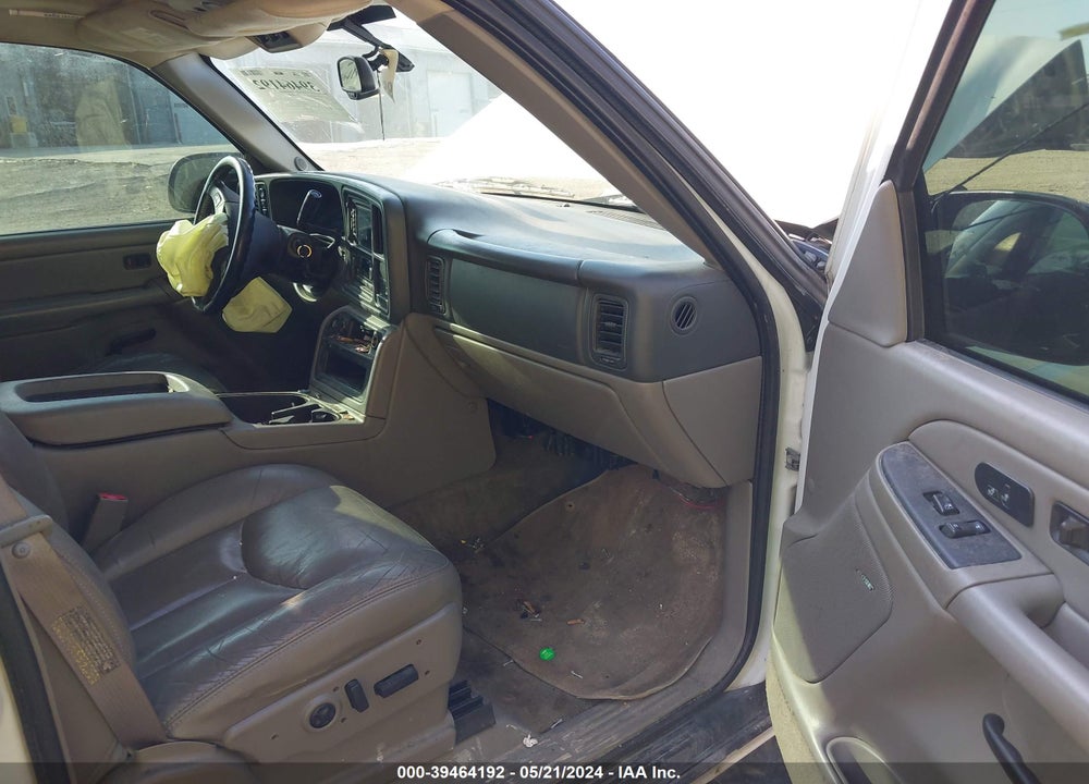 2005 CHEVROLET SUBURBAN 1500 LT VIN: 1GNFK16Z85J185021