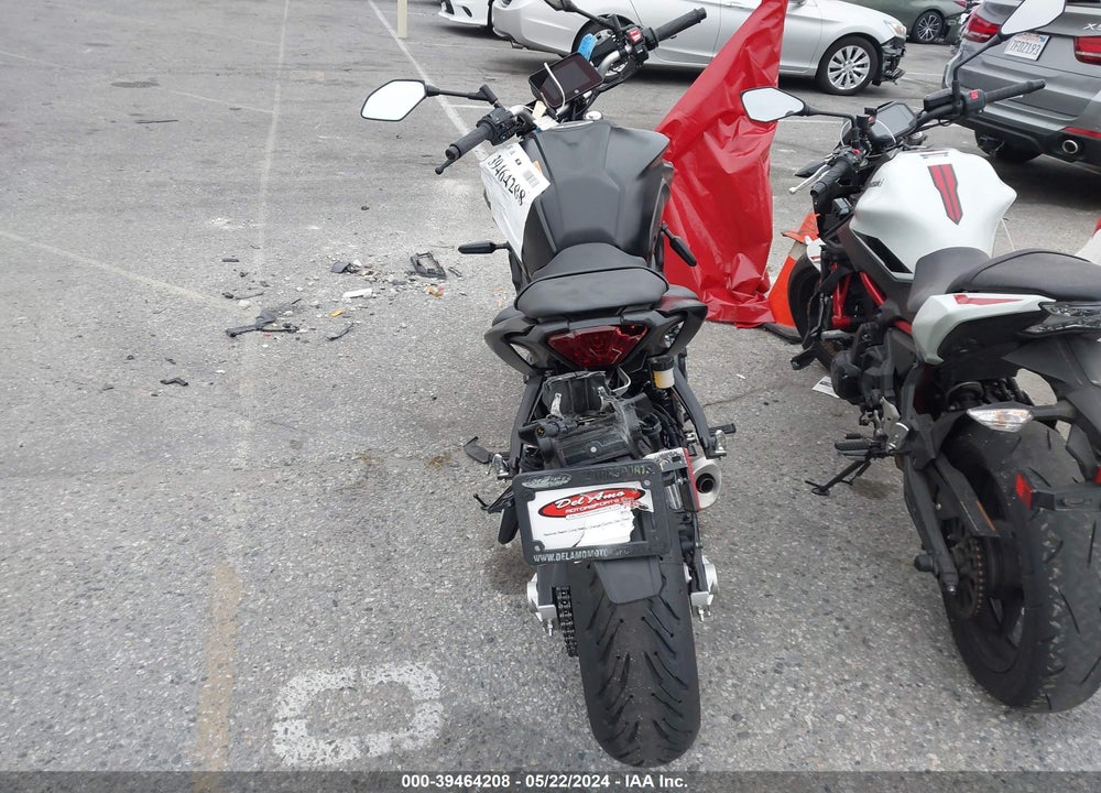 2024 YAMAHA MT07 C VIN: JYARM32Y9RA002042