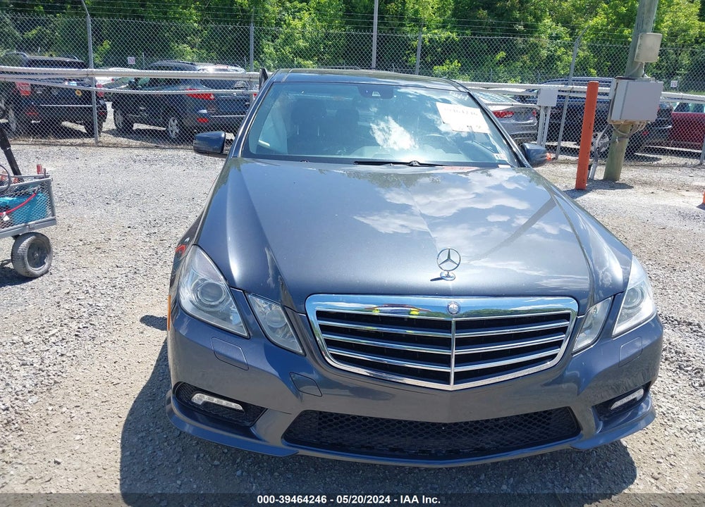 2010 MERCEDES-BENZ E 550 4MATIC VIN: WDDHF9AB0AA217104