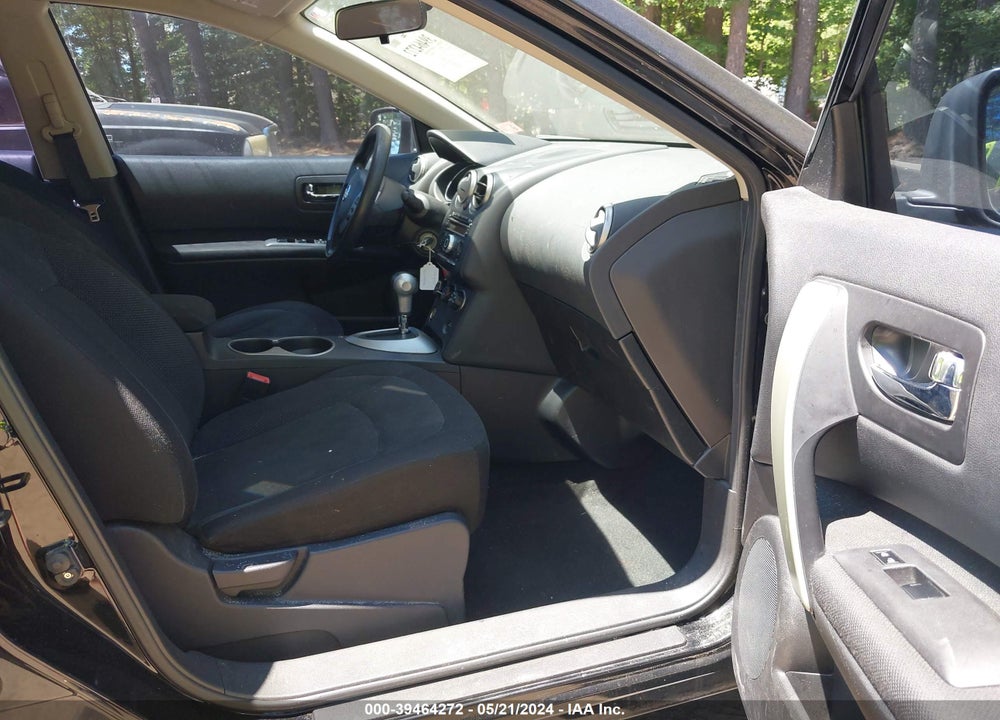 2011 NISSAN ROGUE S VIN: JN8AS5MT7BW575572