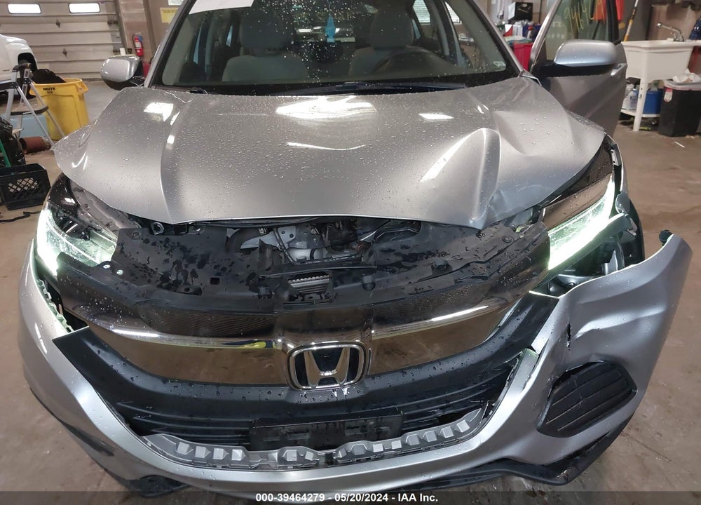 2019 HONDA HR-V LX VIN: 3CZRU6H37KG726766