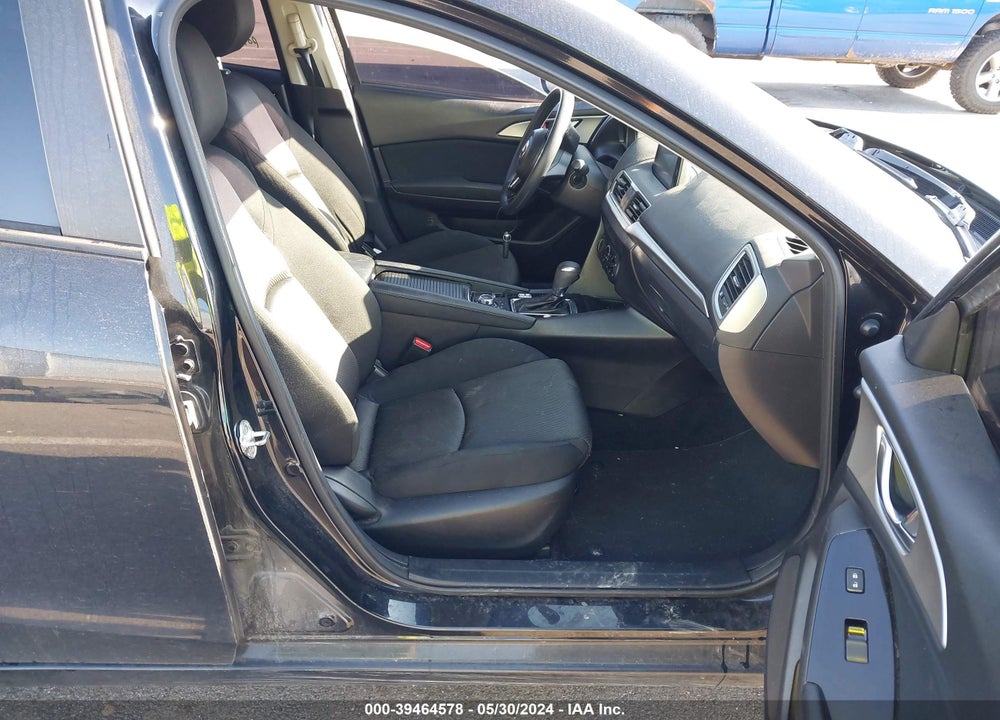 2018 MAZDA 3 SPORT VIN: 3MZBN1U72JM229704