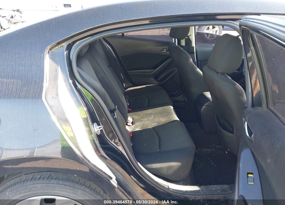 2018 MAZDA 3 SPORT VIN: 3MZBN1U72JM229704
