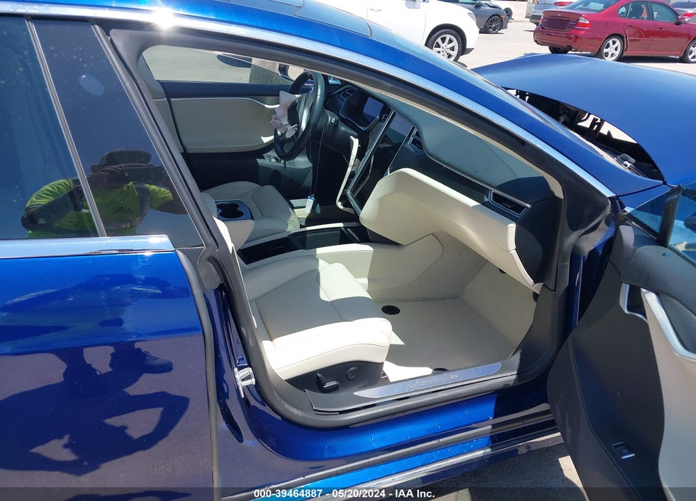 2018 TESLA MODEL S 100D/75D/P100D VIN: 5YJSA1E41JF245884