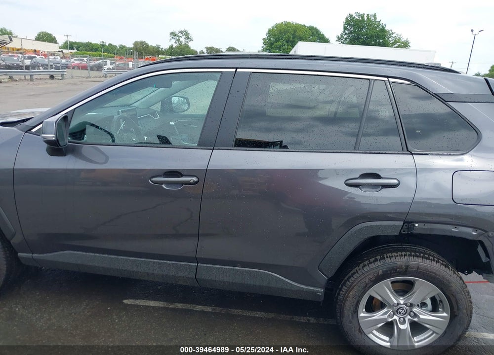 2024 TOYOTA RAV4 XLE VIN: 2T3P1RFV4RC432748