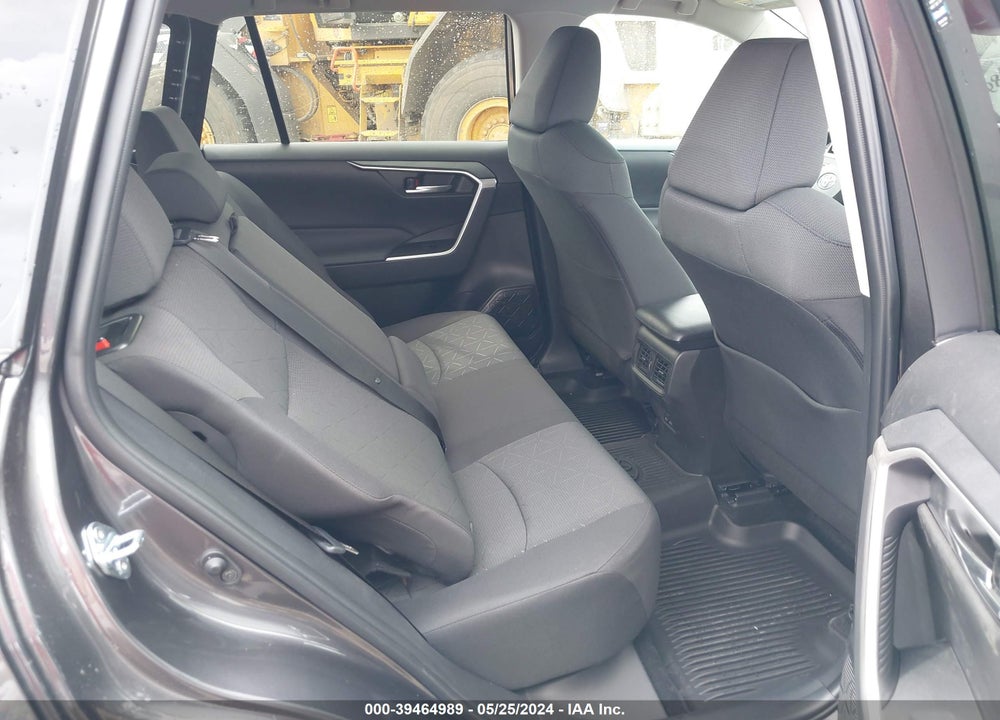 2024 TOYOTA RAV4 XLE VIN: 2T3P1RFV4RC432748