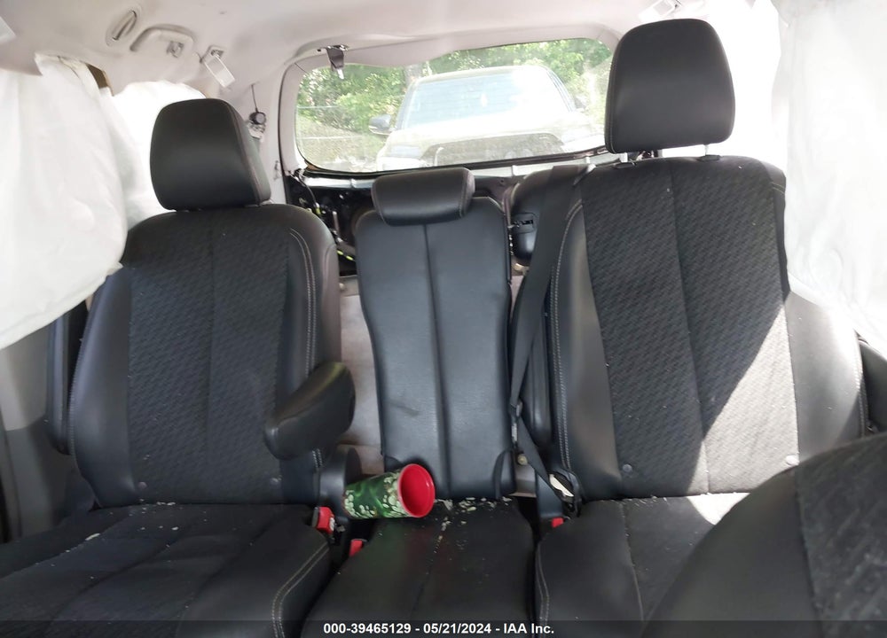 2014 TOYOTA SIENNA SE 8 PASSENGER VIN: 5TDXK3DC5ES456160