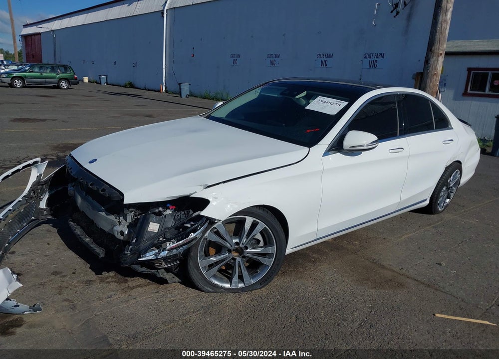 2017 MERCEDES-BENZ C 300 LUXURY/SPORT VIN: 55SWF4JB1HU197336