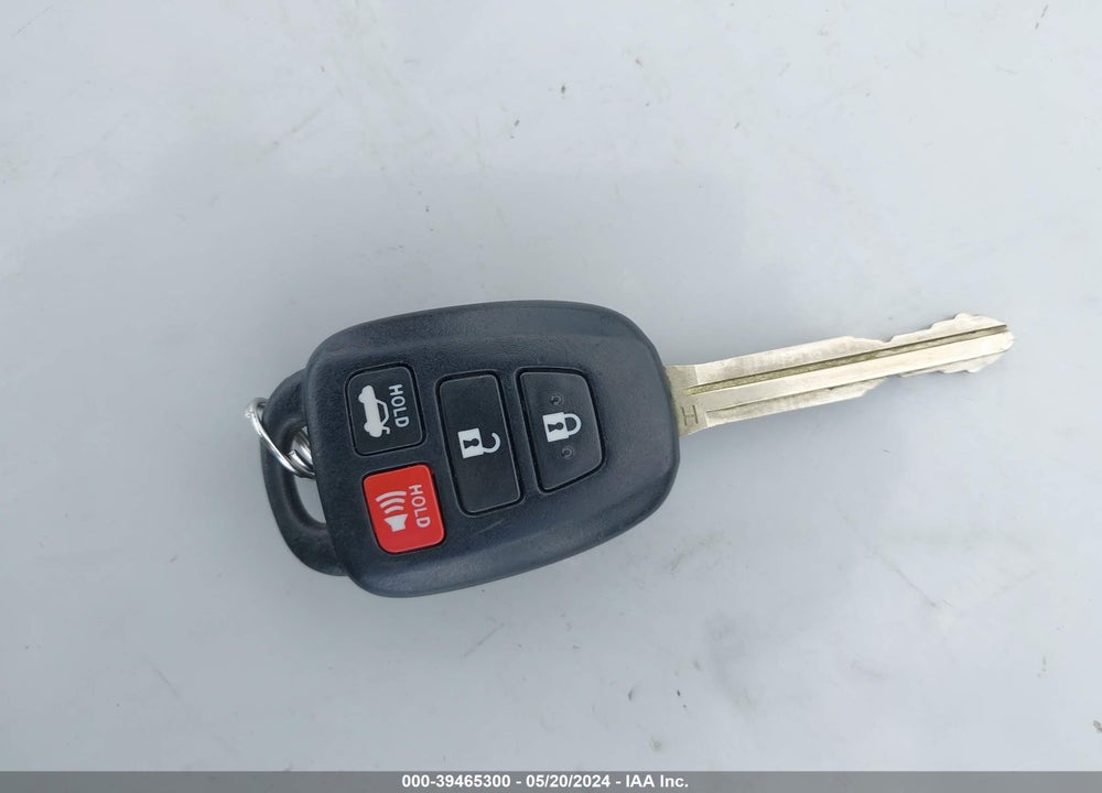 2014 TOYOTA COROLLA S PLUS VIN: 5YFBURHE7EP160374