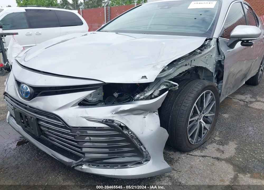 2024 TOYOTA CAMRY HYBRID XLE VIN: 4T1F31AK6RU073494