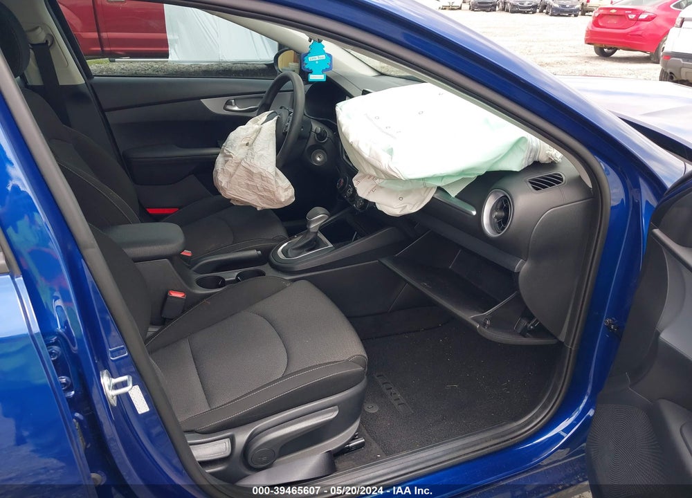 2023 KIA FORTE LXS VIN: 3KPF24AD6PE677813