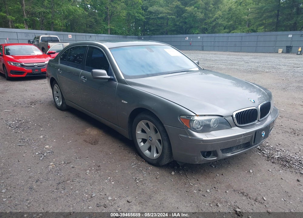 2008 BMW 750LI VIN: WBAHN83508DT86611