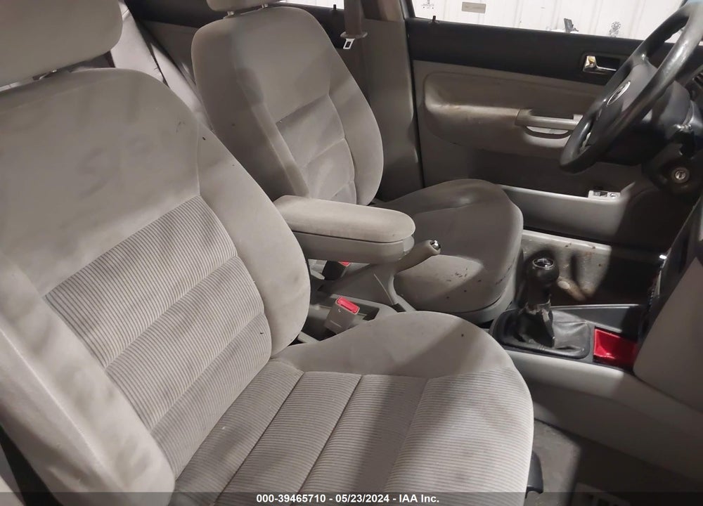 2001 VOLKSWAGEN JETTA GLS TDI VIN: 3VWSP69M31M189137