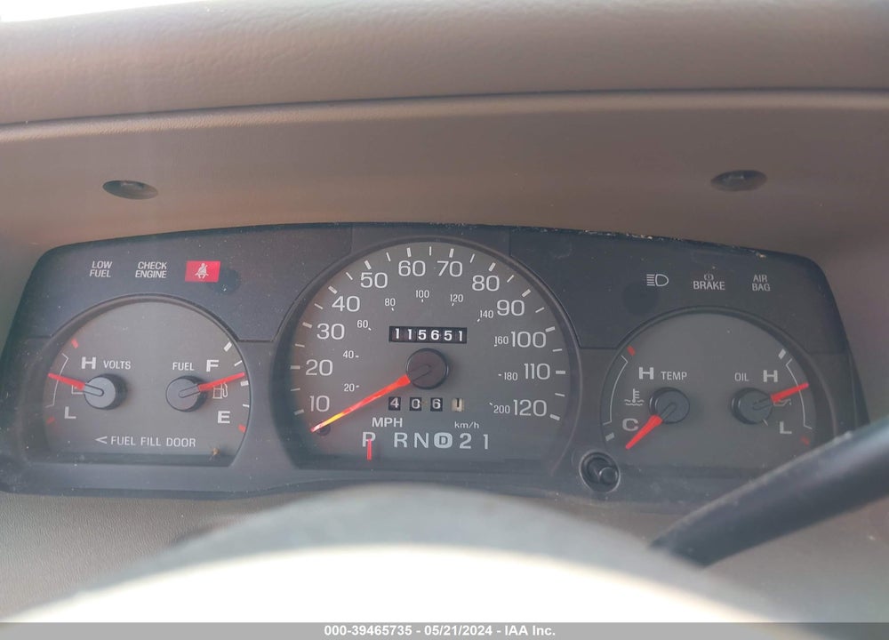 2002 MERCURY GRAND MARQUIS GS VIN: 2MEFM74W12X634491