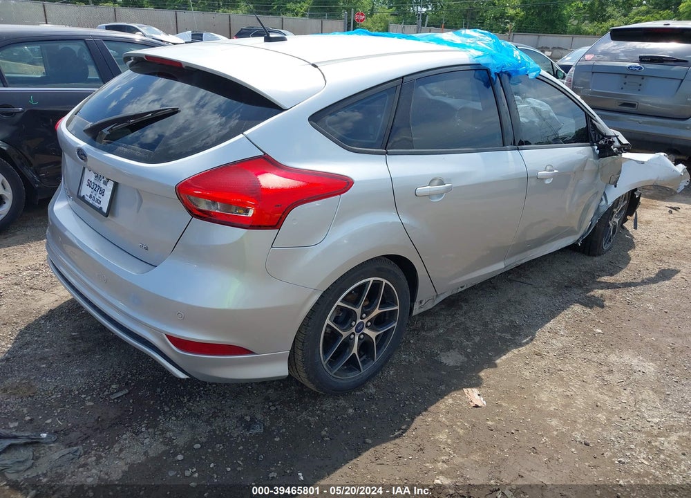 2015 FORD FOCUS SE VIN: 1FADP3K26FL382951