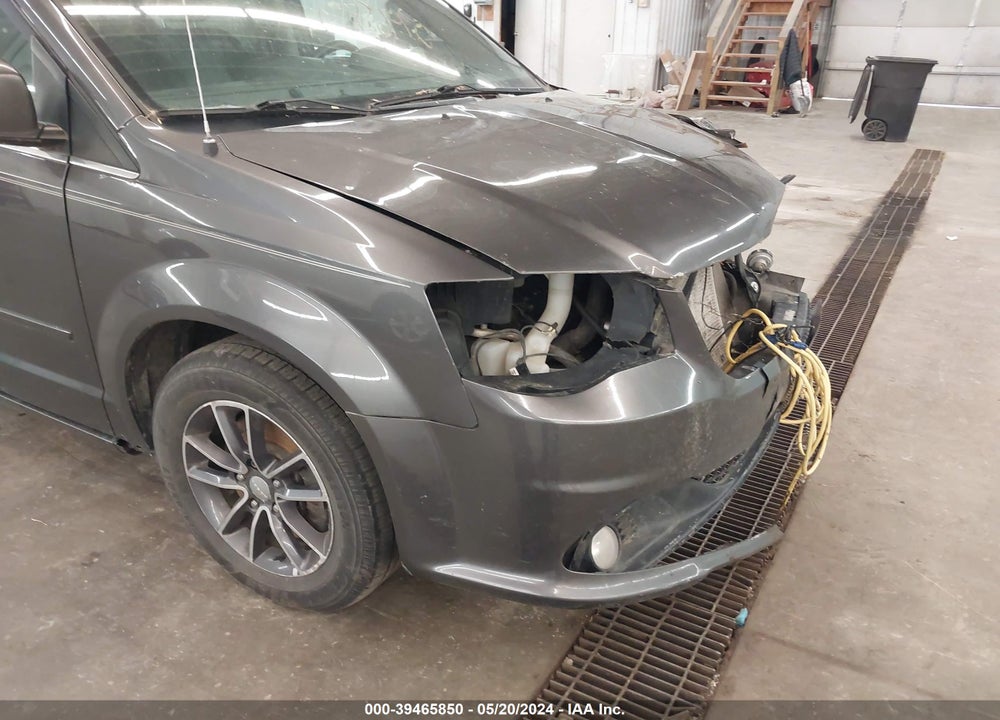 2017 DODGE GRAND CARAVAN SXT VIN: 2C4RDGCG7HR617023
