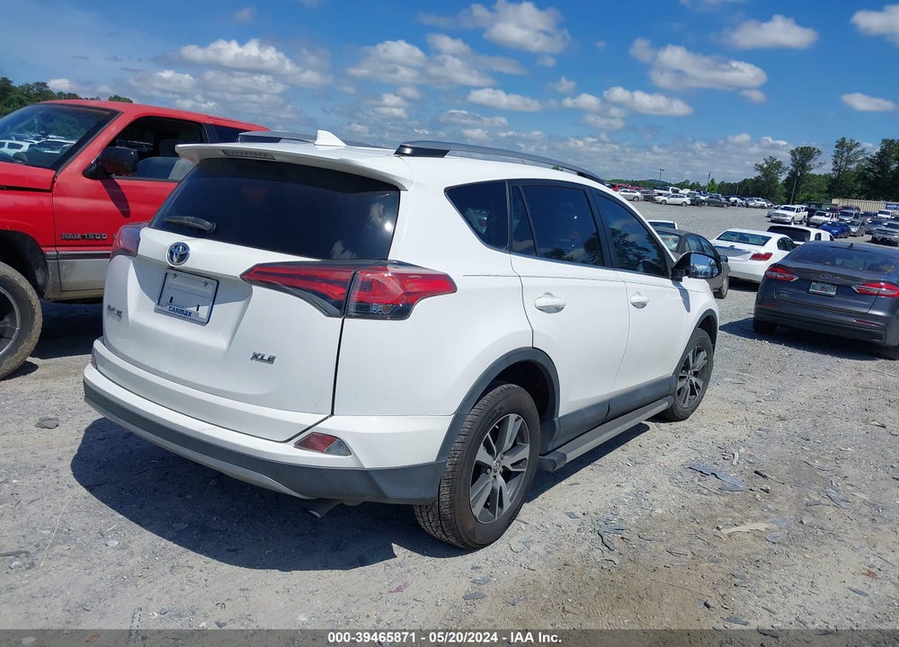 2017 TOYOTA RAV4 XLE VIN: 2T3WFREV1HW346051