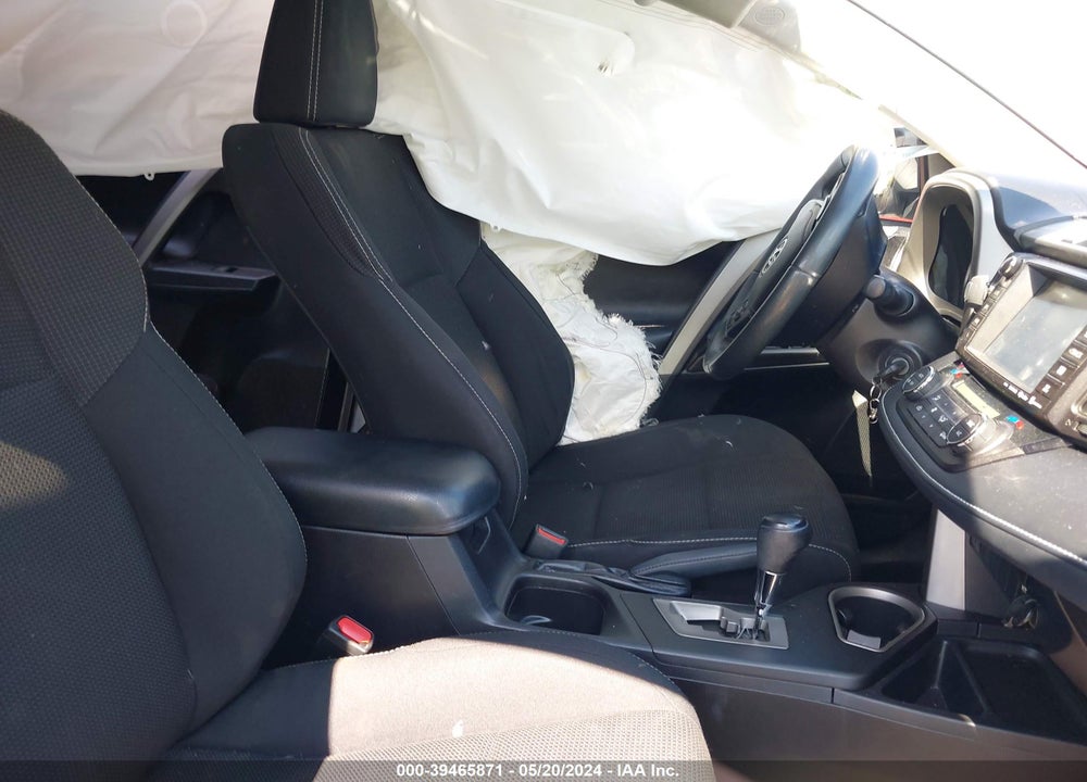 2017 TOYOTA RAV4 XLE VIN: 2T3WFREV1HW346051