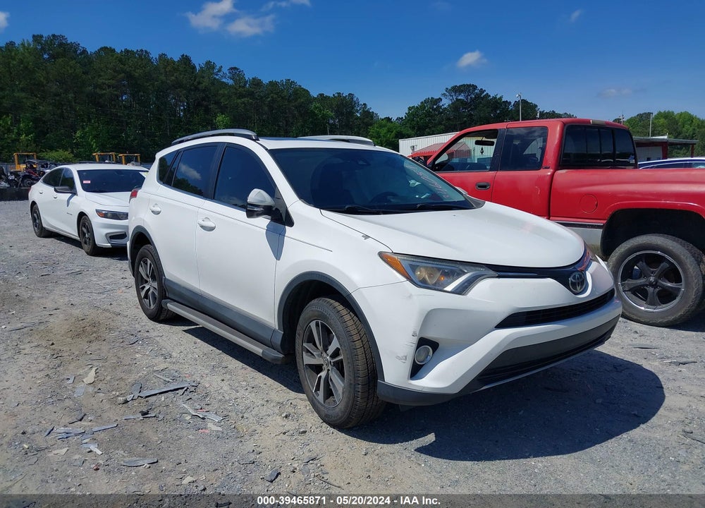 2017 TOYOTA RAV4 XLE VIN: 2T3WFREV1HW346051