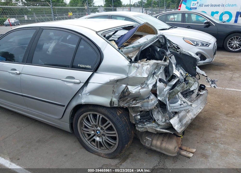 2003 BMW 325I VIN: WBAEV33443KL83339
