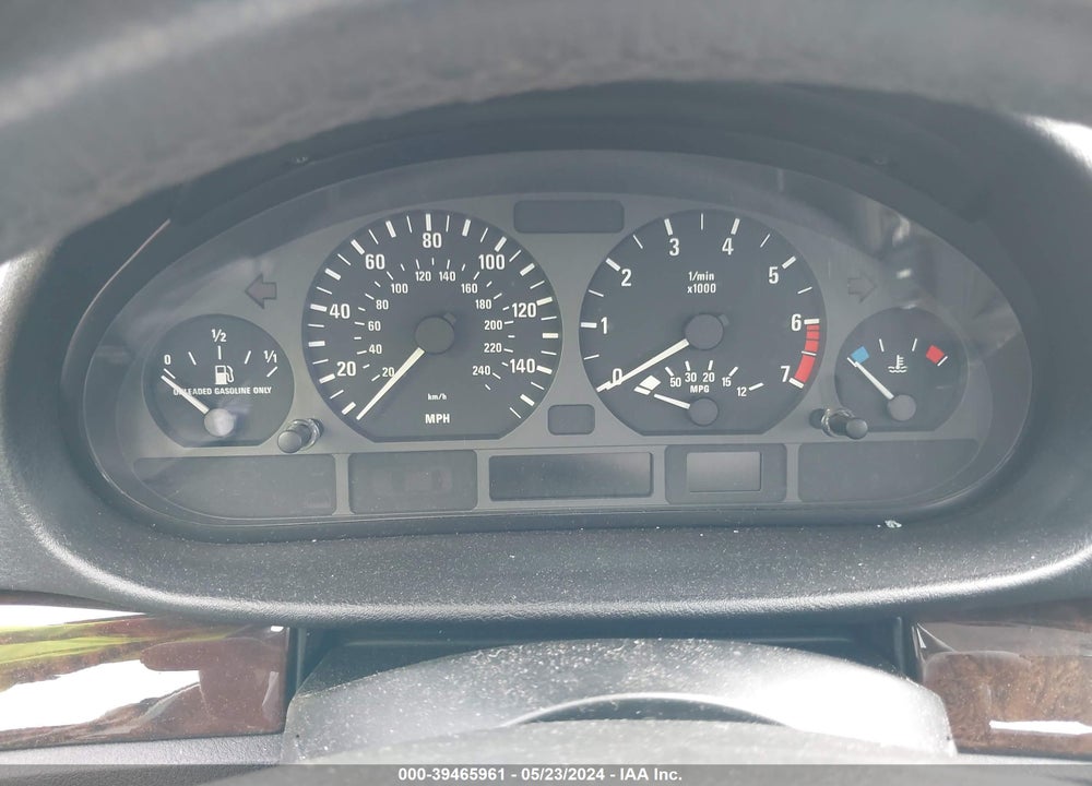 2003 BMW 325I VIN: WBAEV33443KL83339