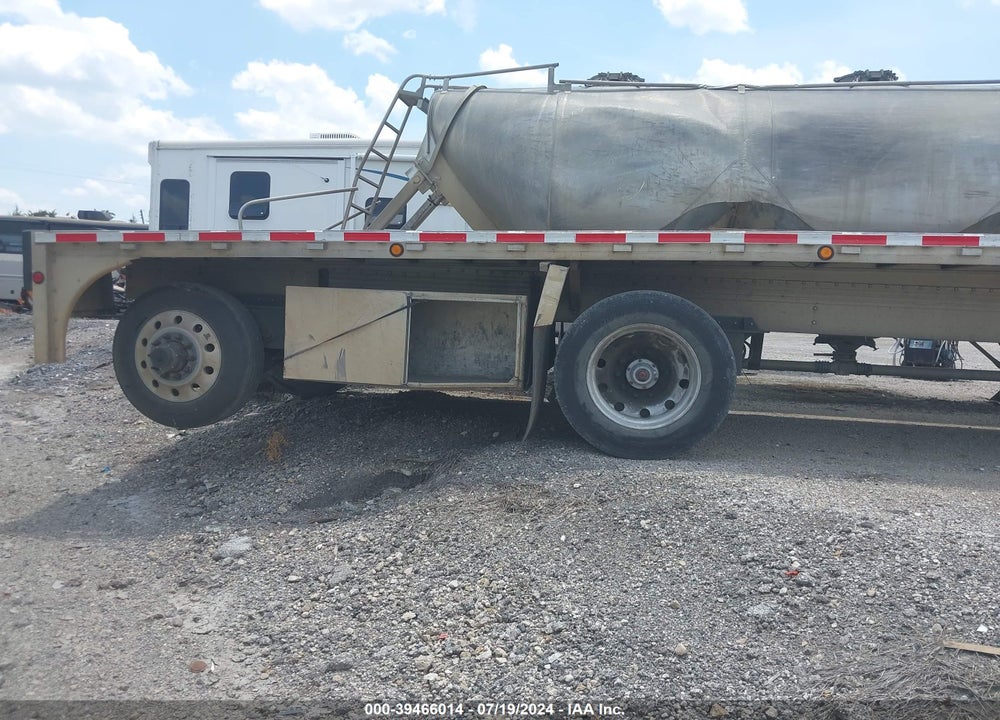 2004 REITNOUER TRAILER VIN: 1RNF48A244R010378