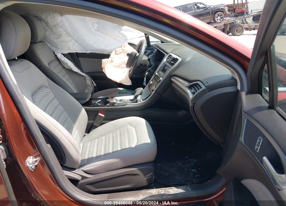 2016 FORD FUSION S VIN: 3FA6P0G77GR327780